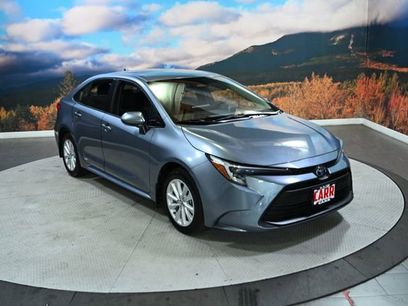 Used 2025 Toyota Corolla LE w/ LE Premium Package