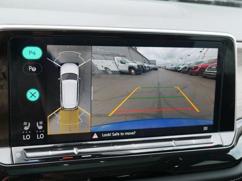 Used 2025 Volkswagen Atlas SEL Premium R-Line AWD/4WD image 5