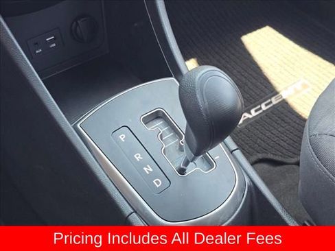 Used 2017 Hyundai Accent SE FWD image 22