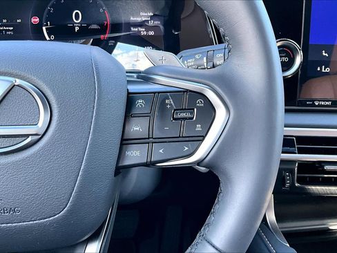 Used 2025 Lexus RX 350 FWD w/ Technology Package image 22