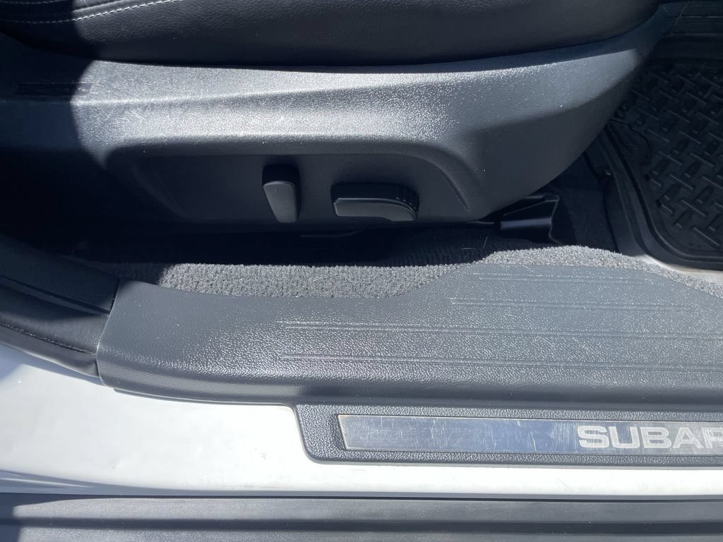 Used 2018 Subaru Outback 2.5i Limited AWD/4WD image 35