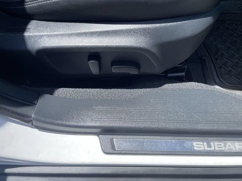 Used 2018 Subaru Outback 2.5i Limited AWD/4WD image 35