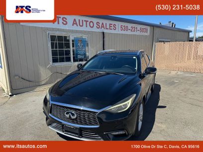 Used 2018 INFINITI QX30 Premium w/ Navigation Package