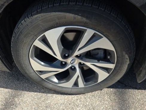 Certified 2023 Subaru Legacy Premium image 7
