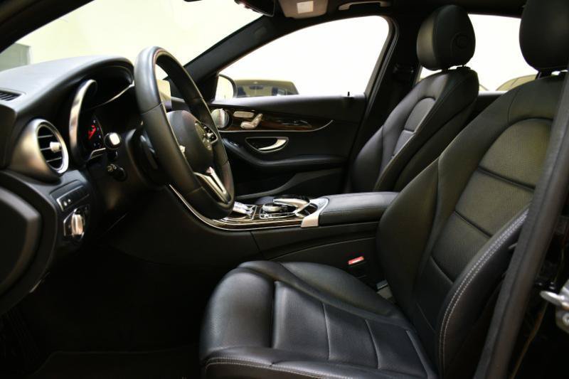 Used 2019 Mercedes-Benz C 300 4MATIC Sedan image 27