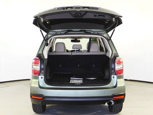 Used 2014 Subaru Forester 2.5i Limited AWD/4WD image 10