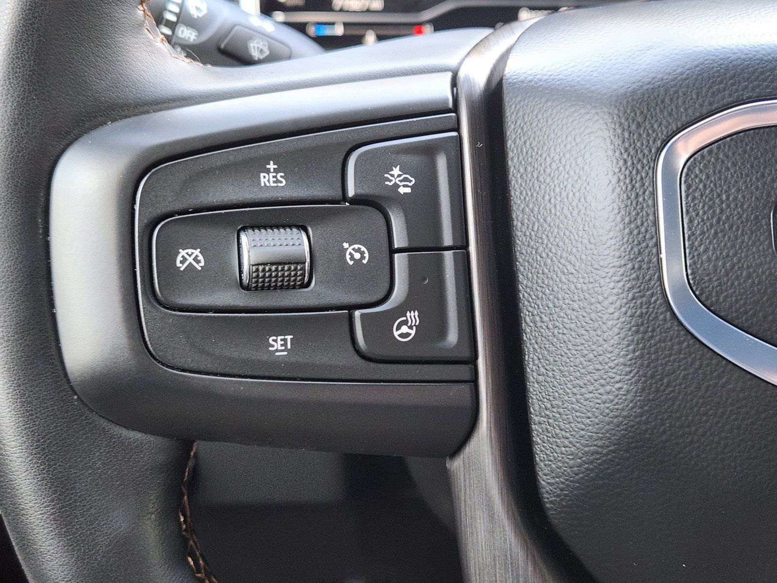 Used 2024 GMC Sierra 2500 AT4 w/ AT4 Premium Plus Package AWD/4WD image 23
