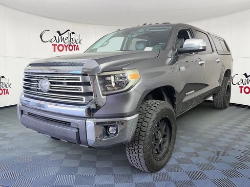 Used 2018 Toyota Tundra Limited w/ Limited Premium Package AWD/4WD image 2