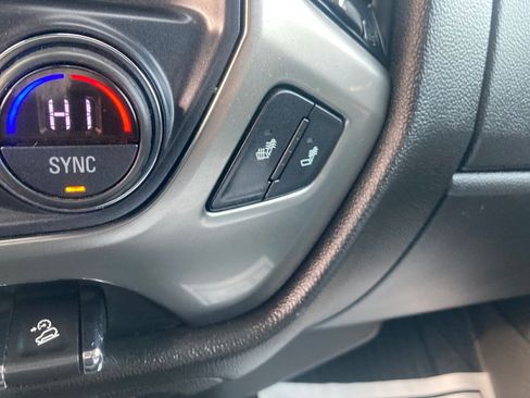 Used 2019 Chevrolet Silverado 1500 LT w/ All Star Edition image 40