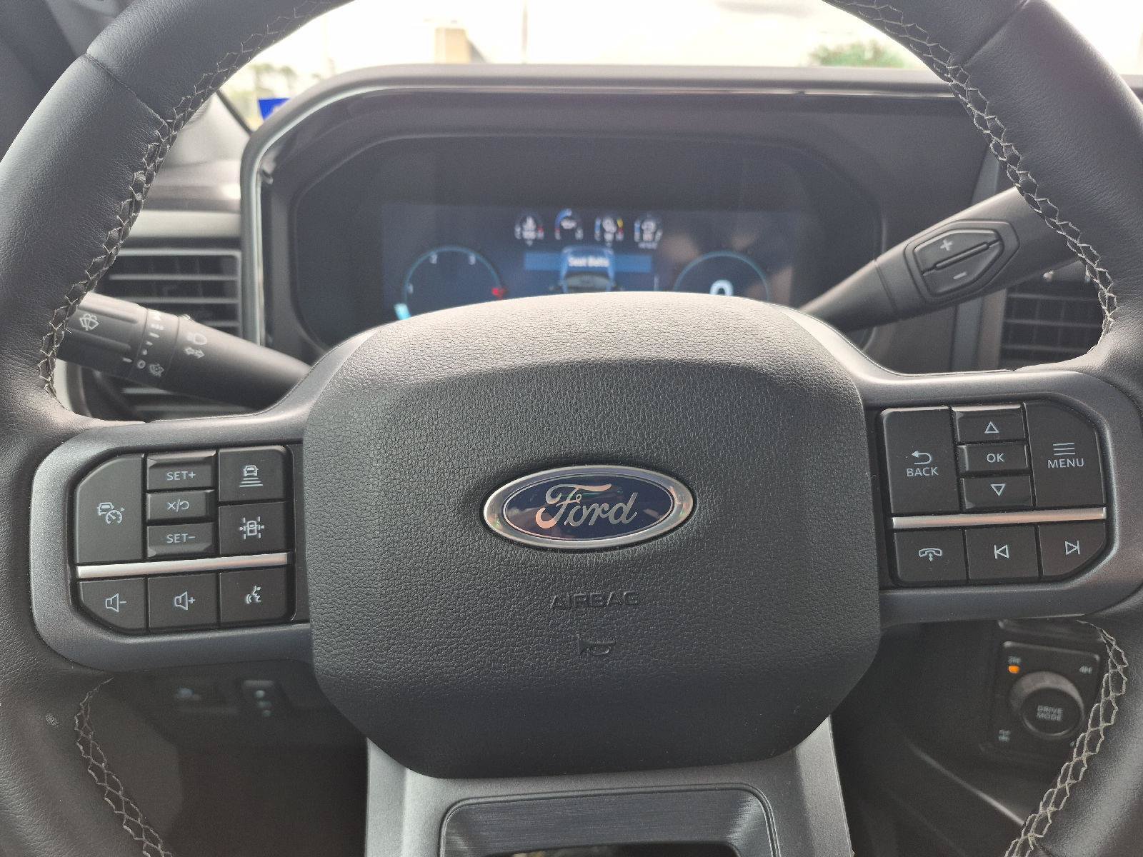Used 2026 Ford F250 Lariat w/ Lariat Ultimate Package AWD/4WD image 9