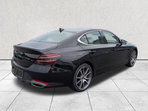 Used 2024 Genesis G70 2.5T RWD image 3