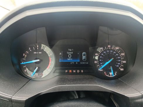 Used 2018 Ford Edge SE image 12