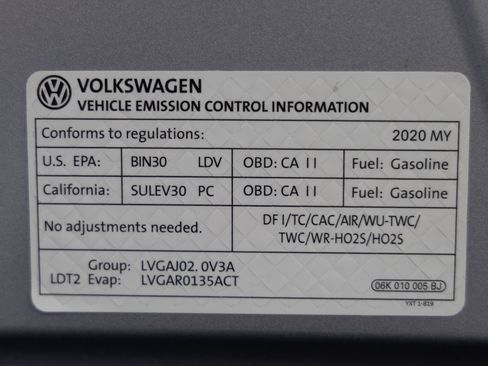 Used 2020 Volkswagen Tiguan SE w/ 3rd Row Seat Package AWD/4WD image 29