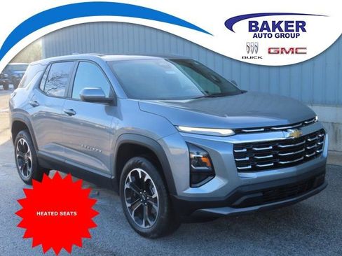 Used 2025 Chevrolet Equinox LT image 1