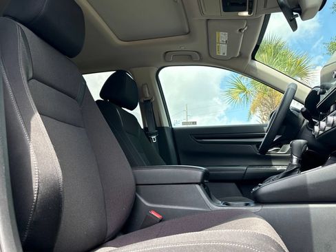 Used 2023 Honda CR-V EX image 17