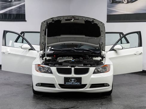 Used 2006 BMW 325xi Wagon image 6