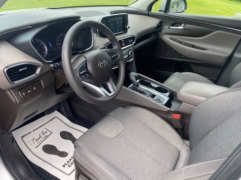 Used 2020 Hyundai Santa Fe SE FWD image 10