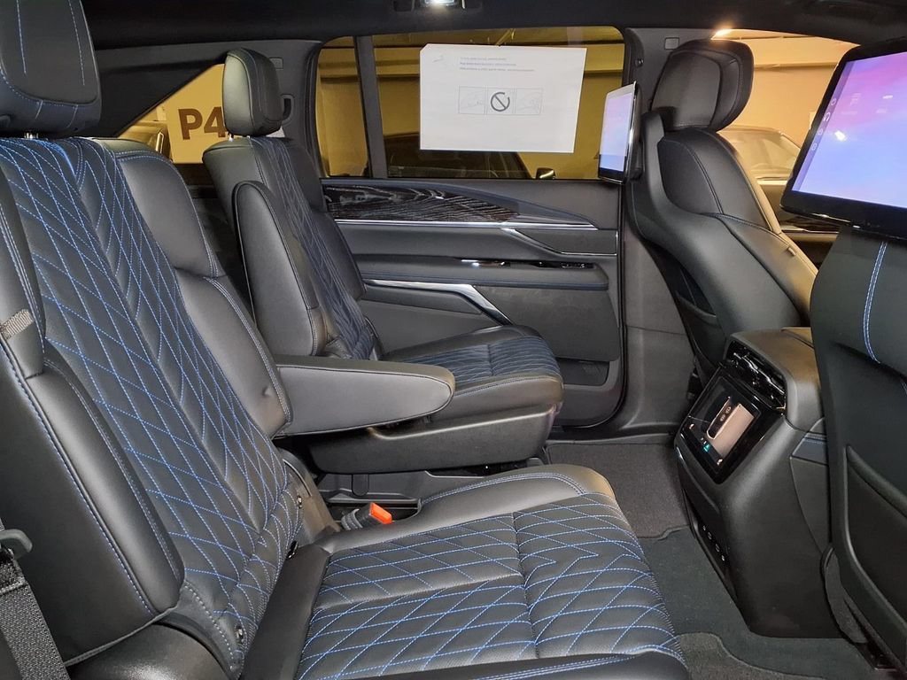 New 2026 Cadillac Escalade IQ Sport 1 AWD/4WD image 7