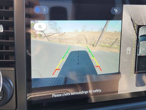 Used 2024 Ford F250 Lariat w/ Lariat Ultimate Package image 23