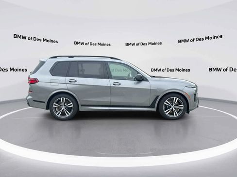 Used 2026 BMW X7 M60i w/ M Sport Professional Package AWD/4WD image 9