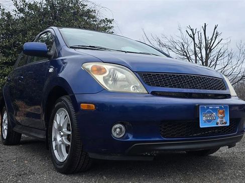 Used 2005 Scion xA image 10