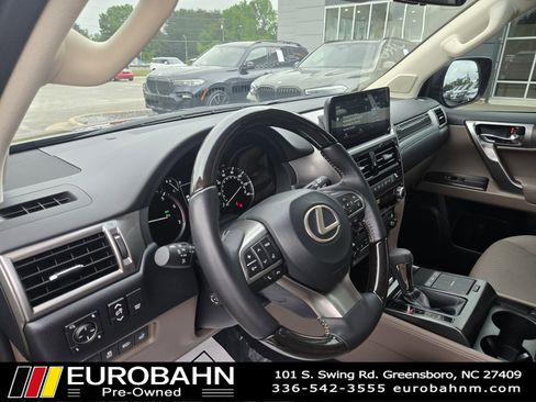 Used 2023 Lexus GX 460 Premium AWD/4WD image 7