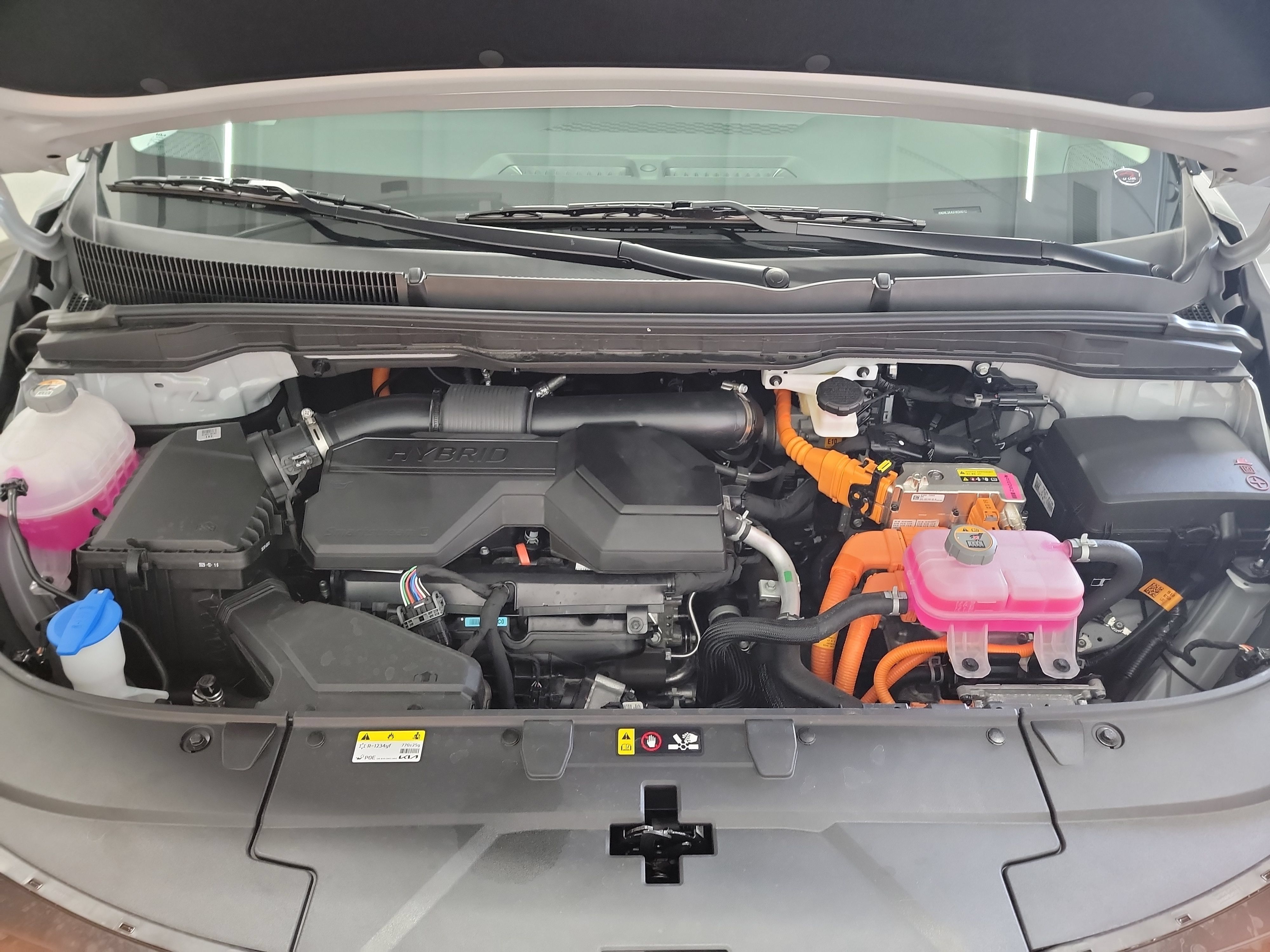 Used 2026 Kia Carnival EX FWD image 24