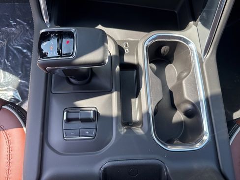 New 2025 GMC Sierra 1500 Denali Ultimate image 17