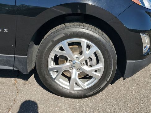 Used 2020 Chevrolet Equinox LT image 40