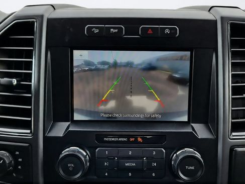Used 2020 Ford F150 XLT w/ FX4 Off-Road Package AWD/4WD image 18