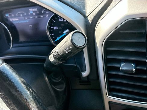 Used 2021 Ford F250 Lariat w/ Lariat Value Package image 17