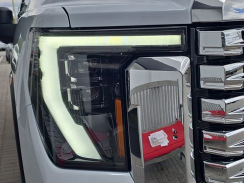 New 2026 GMC Sierra 3500 Denali AWD/4WD image 11