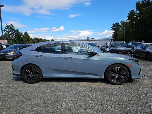 Used 2018 Honda Civic EX-L image 8