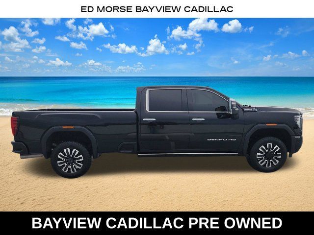 Used 2025 GMC Sierra 3500 Denali Ultimate AWD/4WD image 6