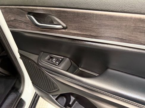 Used 2024 Jeep Grand Cherokee L Limited w/ Luxury Tech Group II image 26