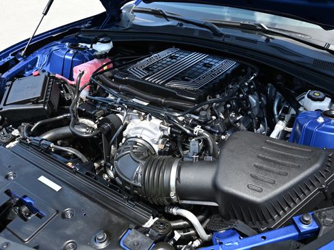 Used 2023 Chevrolet Camaro ZL1 RWD image 44