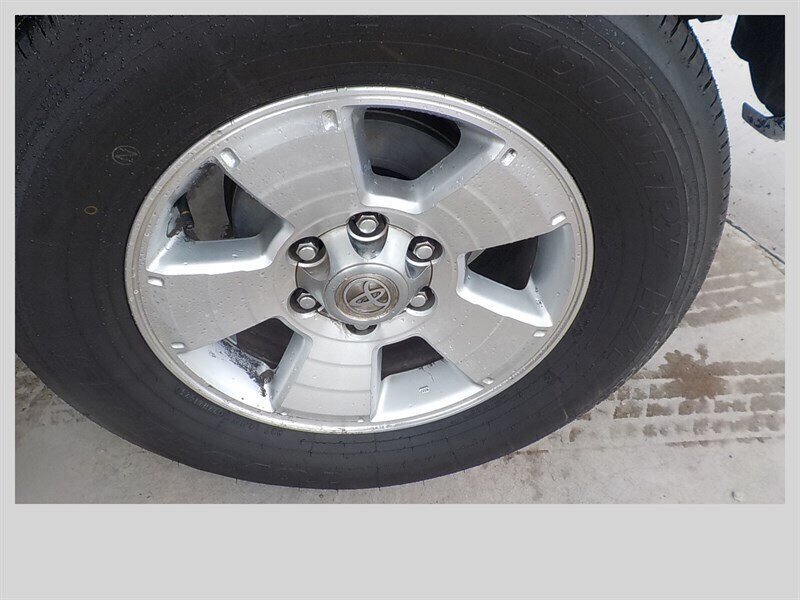 Used 2005 Toyota Tacoma 4x4 Double Cab w/ TRD Sport Pkg #2 image 10