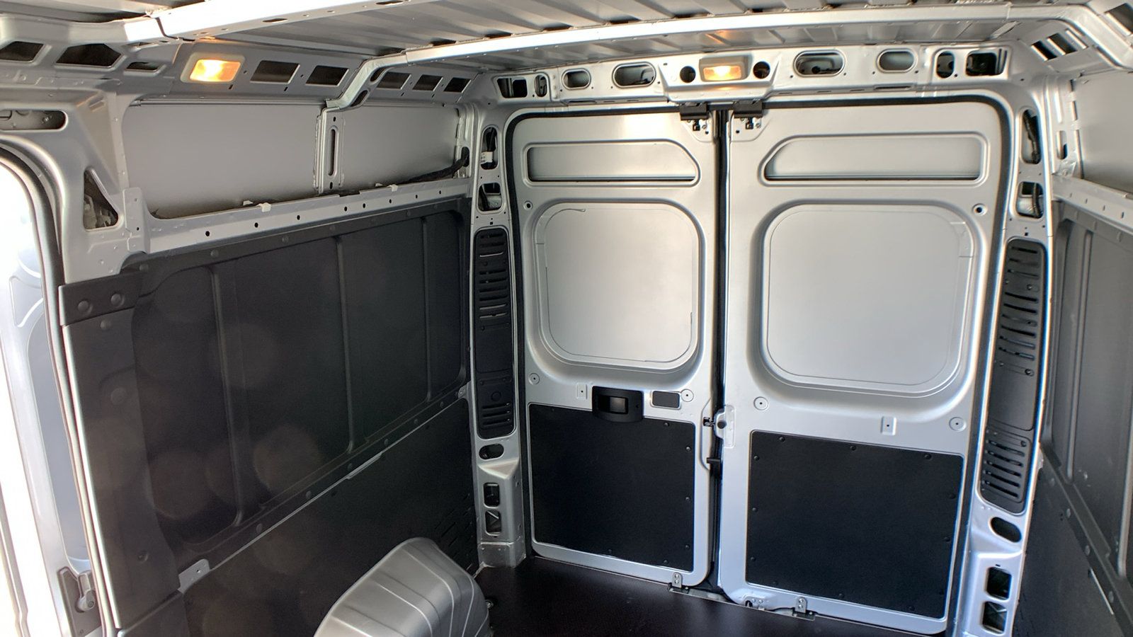 Used 2024 RAM ProMaster 1500 FWD image 25