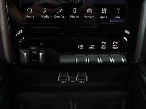Used 2026 RAM 3500 Big Horn AWD/4WD image 27