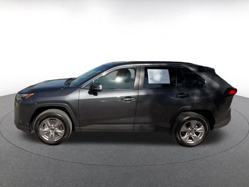 Used 2025 Toyota RAV4 XLE w/ Convenience Package image 9