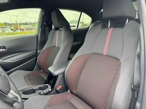 Used 2025 Toyota Corolla SE AWD/4WD image 20
