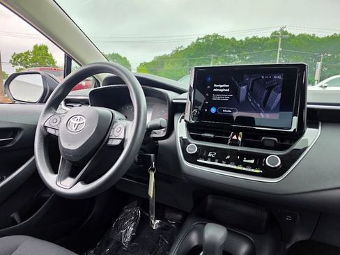 Used 2024 Toyota Corolla LE FWD image 13