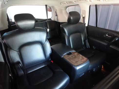 Used 2016 INFINITI QX80 Luxe w/ 22" Wheel Package image 36