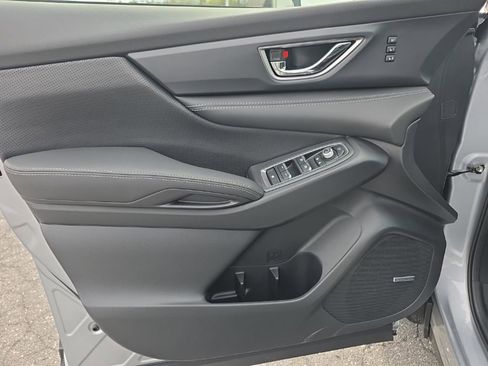 New 2026 Subaru Ascent Limited image 8