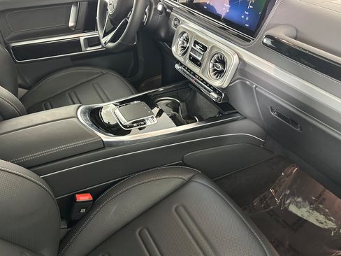 Used 2025 Mercedes-Benz G 550 image 15