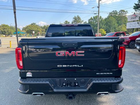 Used 2025 GMC Sierra 1500 Denali w/ Denali Reserve Package AWD/4WD image 5