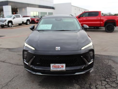 New 2025 Buick Envision Sport Touring image 8