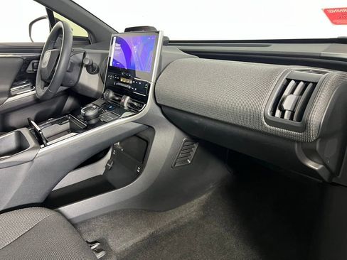 Used 2023 Toyota bZ4X XLE image 31