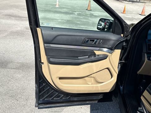 Used 2016 Ford Explorer FWD image 12