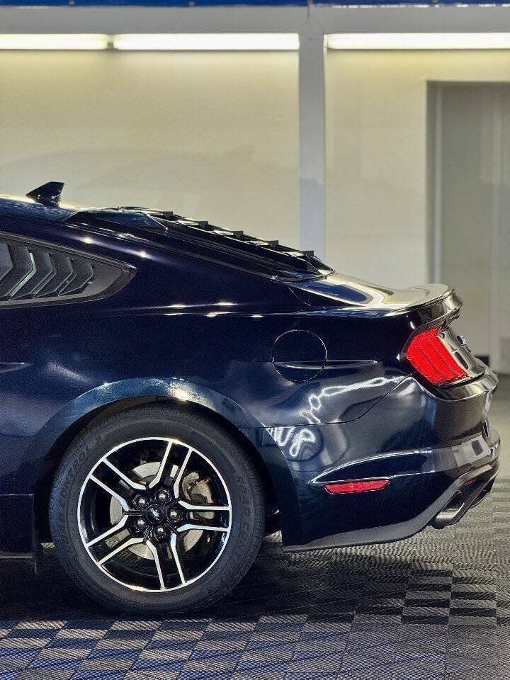 Used 2021 Ford Mustang Premium w/ Ford Safe & Smart Package RWD image 13